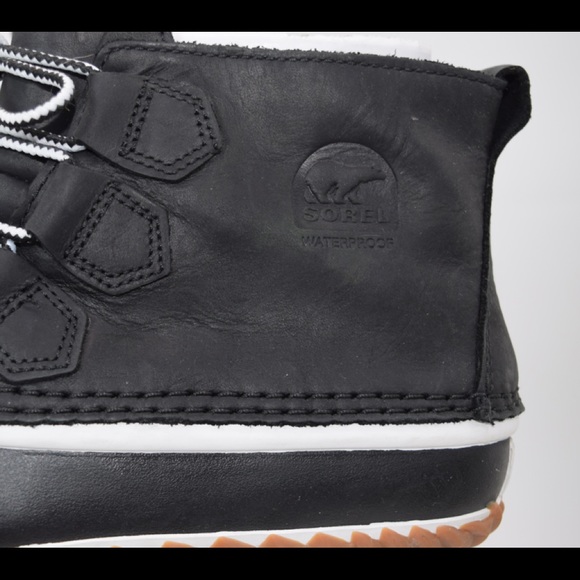 Sorel, ankle boots, waterproof, size 8 - Picture 5 of 7